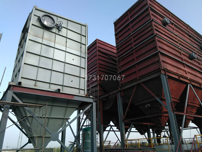 唐山遷安鋼廠(chǎng)除塵器安裝現(xiàn)場(chǎng)