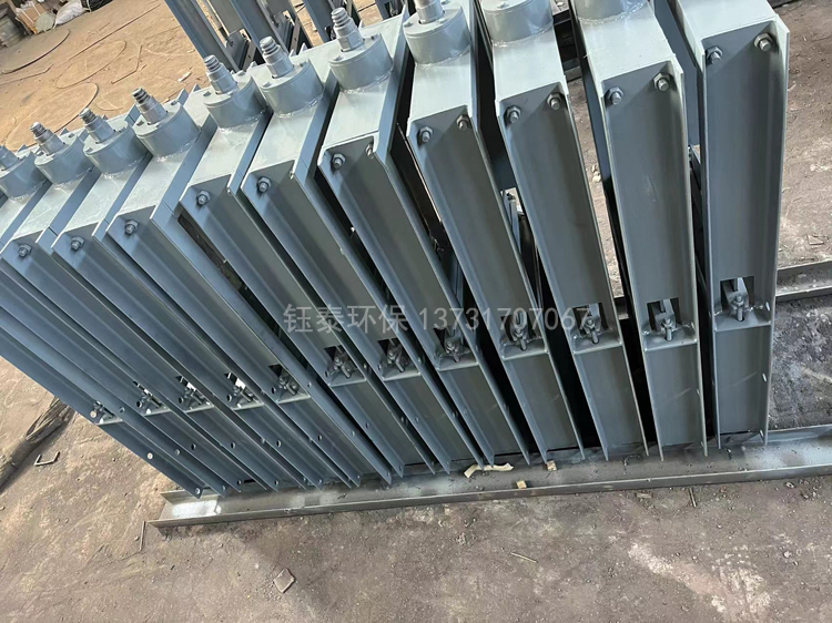 江蘇徐州鋼廠定購的24臺(tái)密封型插板閥發(fā)貨 江蘇徐州鋼廠定購的24臺(tái)密封型插板閥發(fā)貨